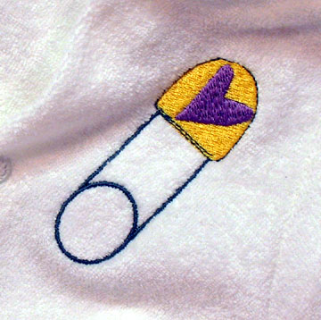 Babylove_WhiteSleeper_lg | Embroidery Legacy babylove pin sleeper