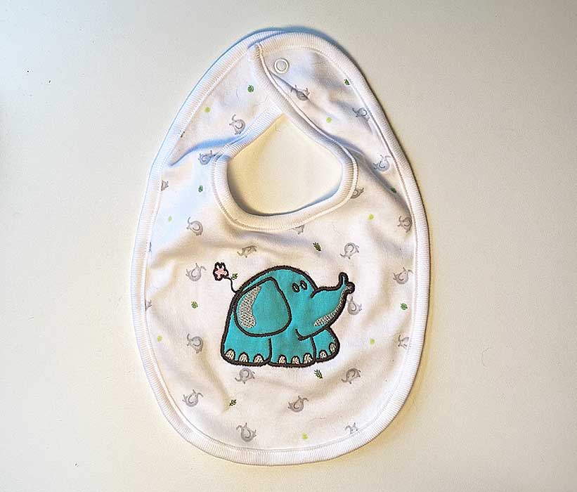 jungleapplique_elephantbib | Embroidery Legacy Jungle Applique elephant bib