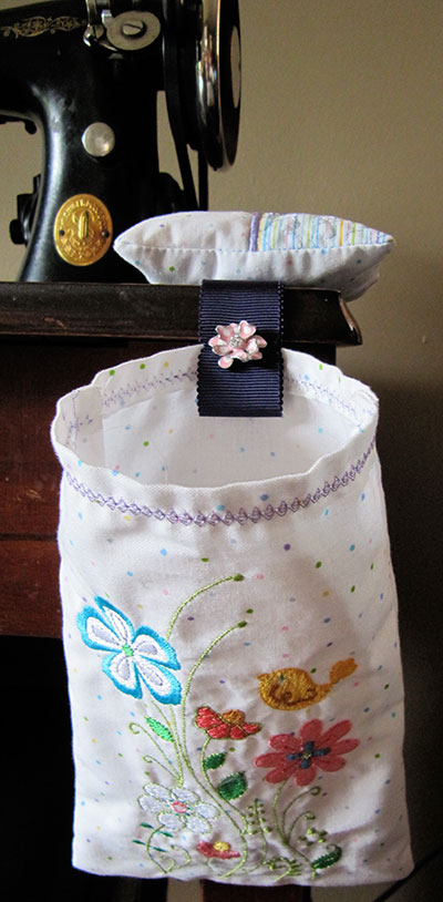 summerfloral1threadcatchersm | Embroidery Legacy summer floral 1 thread catcher bag