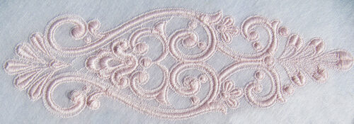 aisle037 lace motif
