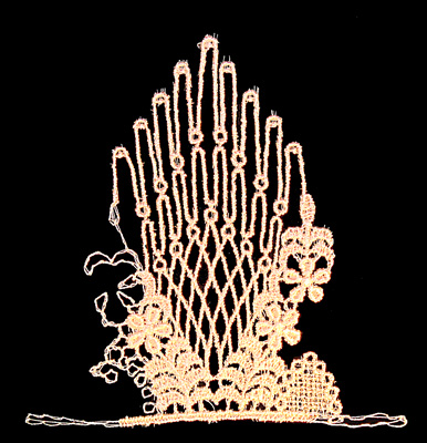Embroidery Design: Vintage Lace Edition 5 Vol.6 AINL42A <br> 4.39"w X 4.36"h