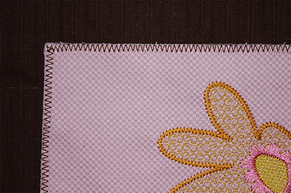 Zigzag Embroidery Daisy