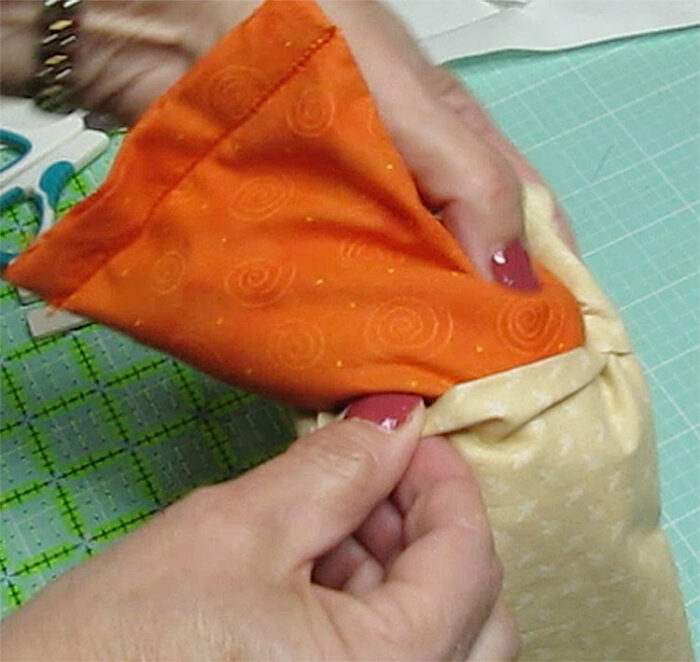 In the Hoop: Scary Eye Sac (Pillow) - Image 5