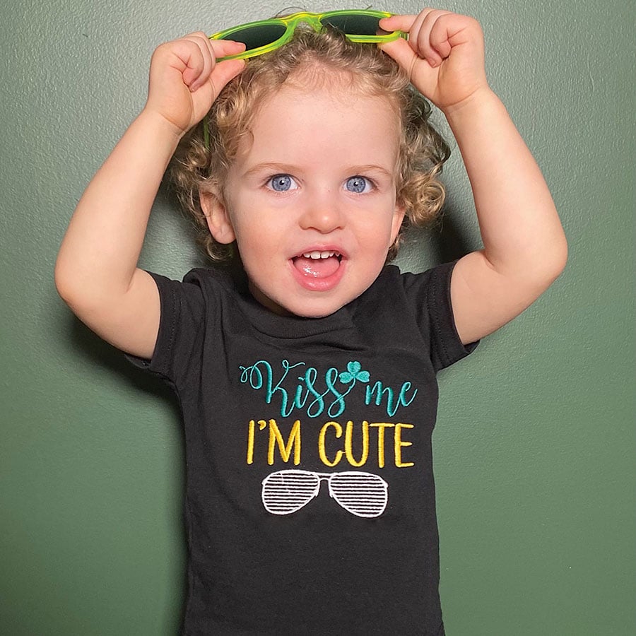 kissmeimcute | Embroidery Legacy Kiss me I'm cute embroidery design