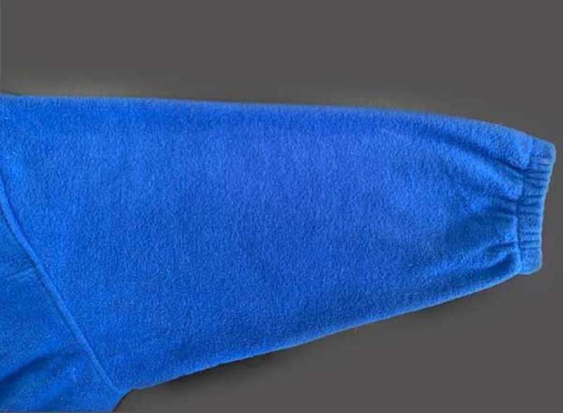 Sleeve