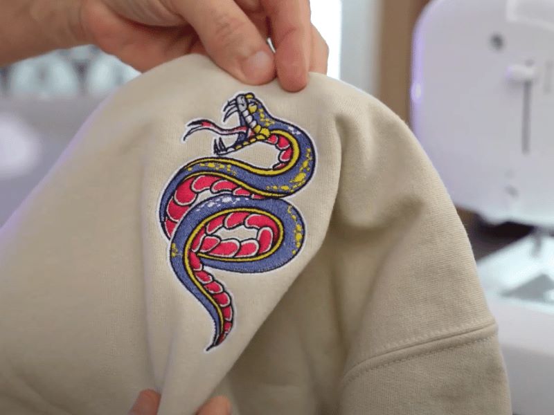 Embroidering Hoodie Step11