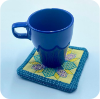 In the hoop quilted mug rug Fun Effects course stitch out