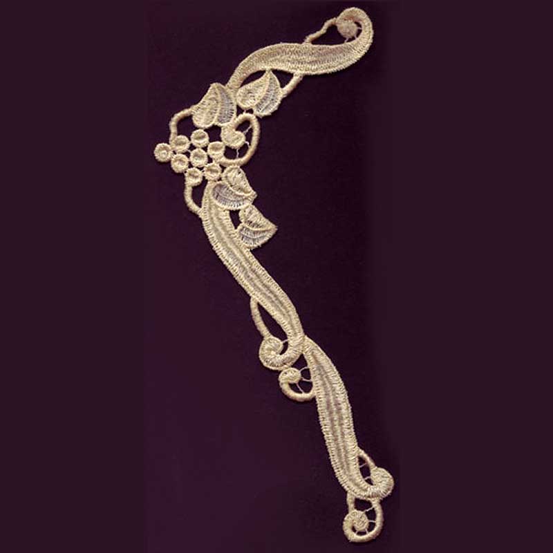 AIML73 | Embroidery Legacy AIML73 vintage lace embroidery design