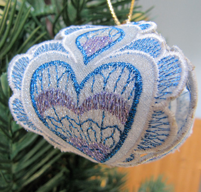 Embroidery Design: Christmas Ornament 5 small<br> 4.98w X 4.98h