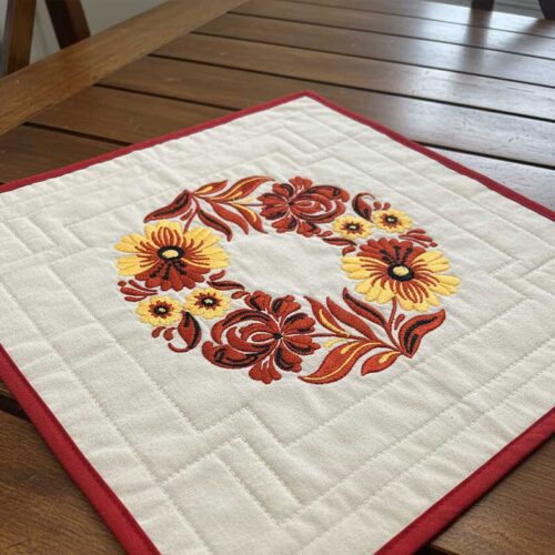Russian Art Circle 2 Table Topper