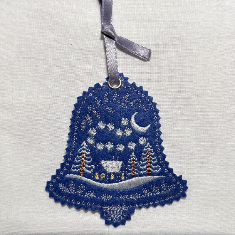 Festive bell embroidery design stitch out