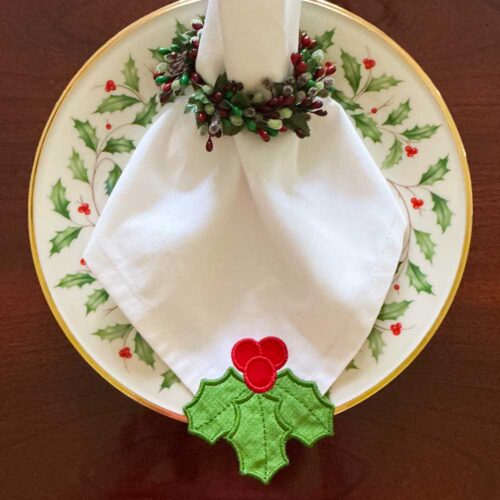 Holly Napkin Image