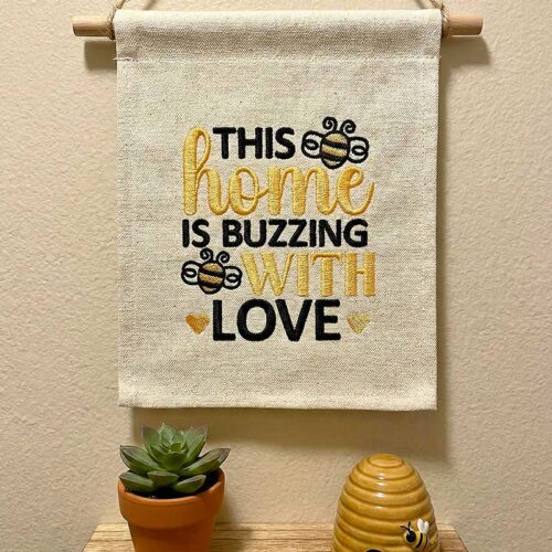 Home buzz love wall hanger