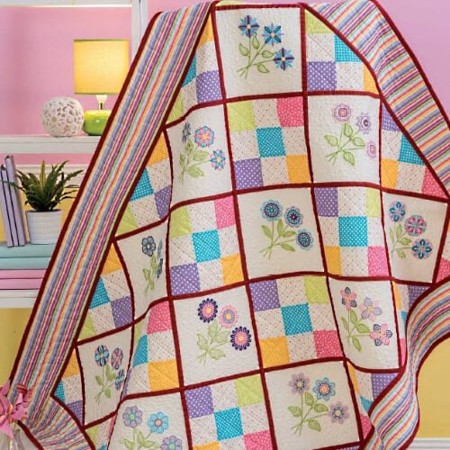 handing-floral-quilt