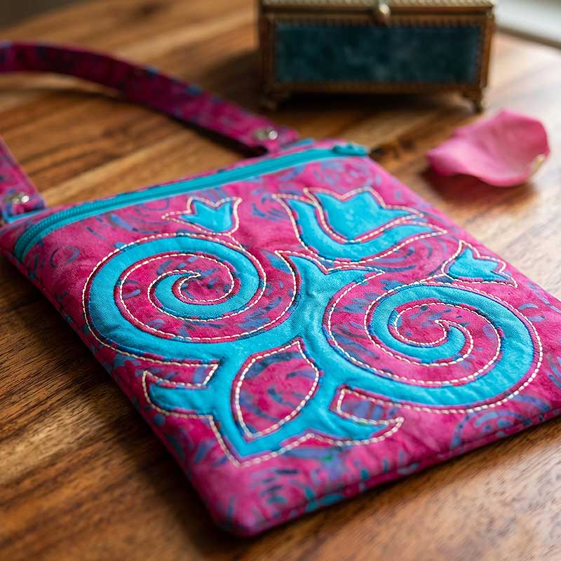 Quilters3Purse2 | Embroidery Legacy Creativity Booster Quilters 3 purse